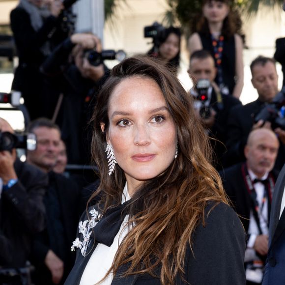 Anaïs Demoustier (enceinte) - Montée des marches du film « Le comte de Monte-Cristo » lors du 77ème Festival International du Film de Cannes, au Palais des Festivals à Cannes. Le 22 mai 2024 © Jacovides-Moreau / Bestimage  Red carpet of the movie « Le comte de Monte-Cristo » during the 77th Cannes International Film Festival at the Palais des Festivals in Cannes, France. On may 22th 2024 