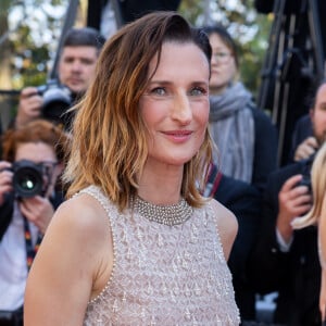 Pour la montée des marches de "L'amour ouf".
Camille Cottin - Montée des marches du film " L'amour ouf " lors du 77ème Festival International du Film de Cannes, au Palais des Festivals à Cannes. Le 23 mai 2024 © Olivier Borde / Bestimage 