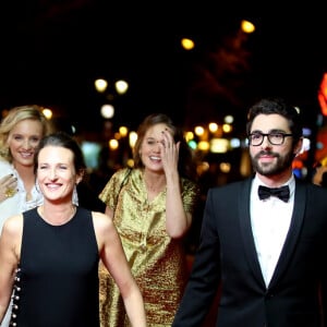 Camille Cottin et son compagnon - Photocall lors de la 41ème cérémonie des Cesar au théâtre du Châtelet à Paris, le 26 février 2016. © Borde-Jacovides/Bestimage 