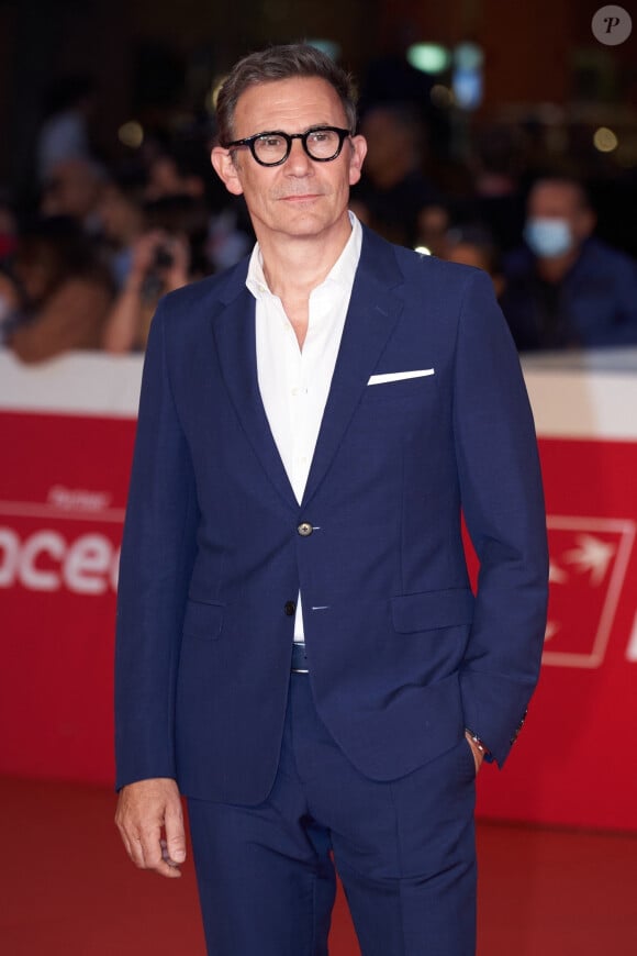Le réalisateur Michel Hazanavicius arrive à la projection du film "Coupez" lors de la 17ème édition du Festival International du Film de Rome, Italie, le 14 octobre 2022. 