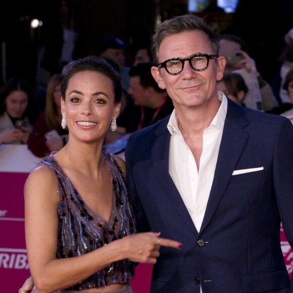 Bérénice Bejo avait été la "victime" d'un geste étonnant de son mari, Michel Hazanavicius.
Bérénice Bejo et son mari, le réalisateur Michel Hazanavicius arrivent à la projection du film "Coupez" lors de la 17ème édition du Festival International du Film de Rome, Italie. 