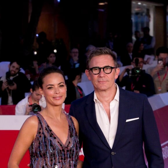 Bérénice Bejo et son mari, le réalisateur Michel Hazanavicius arrivent à la projection du film "Coupez" lors de la 17ème édition du Festival International du Film de Rome, Italie, le 14 octobre 2022. 