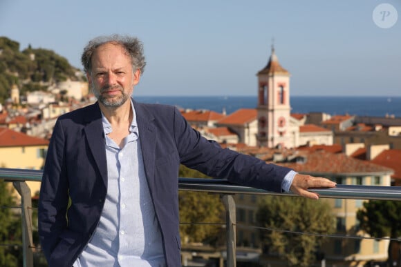 Exclusif - Rendez-vous avec l'acteur, metteur en scène, scénariste, écrivain français, et sociétaire de la Comédie-Française, Denis Podalydès à Nice, France, le 21 août 2021. © Eric Ottino/Nive Matin/Bestimage 