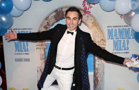 Jordan De Luxe - Soirée de gala pour la première de la comédie musicale "Mamma Mia ! Le Musical" au Casino de Paris le 26 octobre 2023. © Coadic Guirec/Bestimage