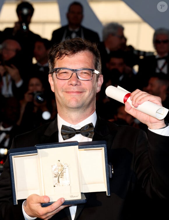 Nebojsa Slijepcevic (Palme d’or du court-métrage pour « The man who could not remain silent » (« L’Homme qui ne se taisait pas »)) - Photocall des palmes lors du 77ème Festival International du Film de Cannes au Palais des Festivals à Cannes. Le 25 mai 2024 © Jacovides-Borde-Moreau / Bestimage  Photocall of the awards winners of the 77th Cannes International Film Festival at the Palais des Festivals in Cannes, France. On may 25th 2024 