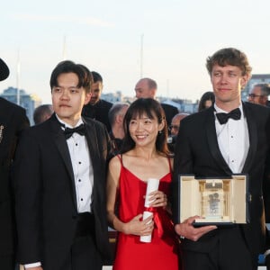 Baloji, Wei Liang Chiang et You Qiao Yin (Mention spéciale de la caméra d'or pour " Mongrel "), Halfdan Ullmann Tondel (Un certain regard - Caméra d'or pour " Armand "), Emmanuelle Béart - Photocall des palmes lors du 77ème Festival International du Film de Cannes au Palais des Festivals à Cannes. Le 25 mai 2024 © Christophe Clovis / Bestimage 