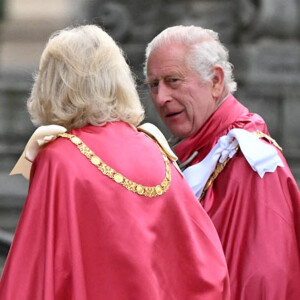 Le roi Charles III d'Angleterre et Camilla Parker Bowles, reine consort d'Angleterre, à une cérémonie de dédicace à l'Ordre de l'Empire britannique à la cathédrale Saint-Paul à Londres. 