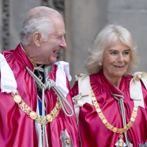 Le roi Charles III d'Angleterre et Camilla Parker Bowles, reine consort d'Angleterre, lors d'un service de dédicace de l'Ordre de l'Empire britannique à la cathédrale Saint-Paul, à Londres.