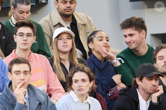 Axel, Héléna, Candice, Julien (candidats Star Academy 2024) - Célébrités dans les tribunes des Internationaux de France de tennis de Roland Garros 2024 à Paris le 27 mai 2024. © Moreau-Jacovides/Bestimage