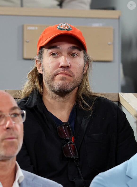 Pete Wenz - Célébrités dans les tribunes des Internationaux de France de tennis de Roland Garros 2024 à Paris le 27 mai 2024. © Moreau-Jacovides/Bestimage