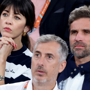 Nolwenn Leroy et Arnaud Clement - Célébrités dans les tribunes des Internationaux de France de tennis de Roland Garros 2024 à Paris le 27 mai 2024. © Moreau-Jacovides/Bestimage