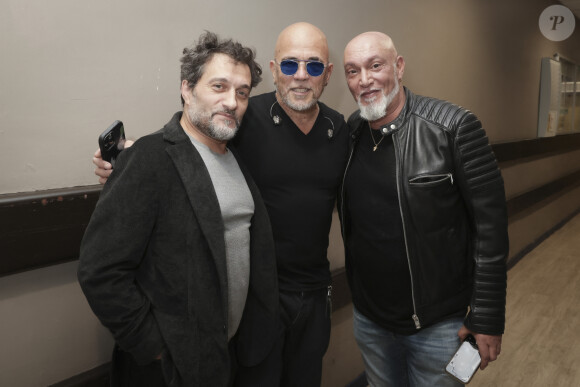 Exclusif - Pablo Villafranca, Pascal Obispo, Ahmed Mouici - Hommage à Daniel Lévi lors d'un gala au théâtre Mogador à Paris au profit de l'association Daniel Lévi le 7 novembre 2022.  © Jack Tribeca / Bestimage 