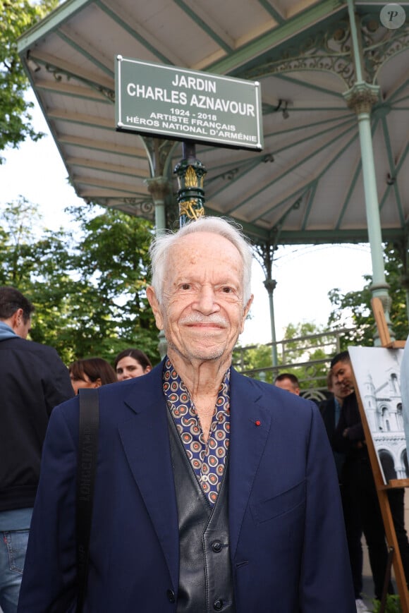 Gérard Davoust - Inauguration du Jardin "Charles Aznavour", Avenue des Champs-Elysées à Paris à l'occasion du Centième anniversaire de sa naissance, le 22 mai 2024. © Coadic Guirec/Bestimage