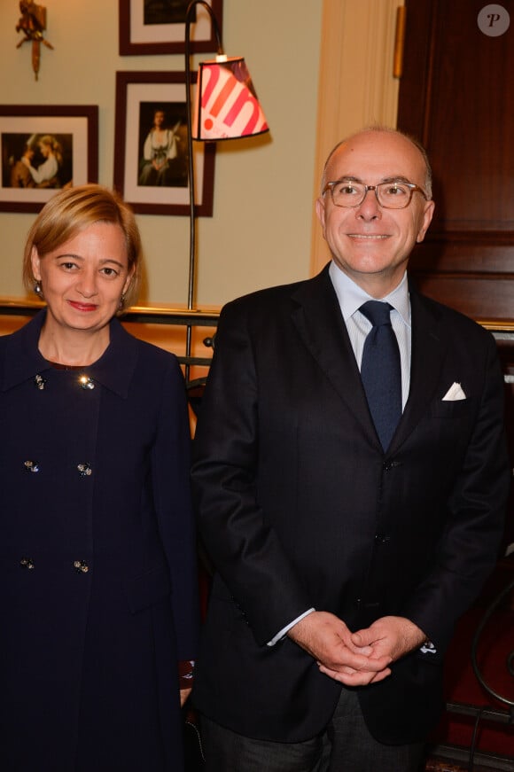 Bernard Cazeneuve et sa femme Véronique - Générale de la pièce de théâtre "Tout ce que vous voulez" au Théâtre Edouard VII à Paris le 19 septembre 2016. © Coadic Guirec/Bestimage