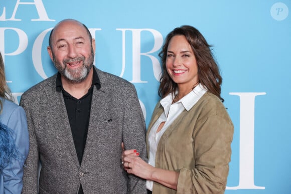 Kad Merad, Julia Vignali assistant à la première du film La Vie Pour De Vrai tenue au Pathe Wepler, à Paris, France le 18 avril 2023. Photo par David Boyer/ABACAPRESS.COM