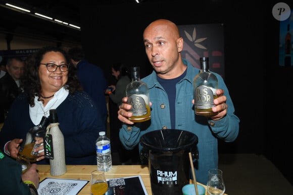 Exclusif - Eric Judor présente "Jus d'Or", le résultat d'une étroite collaboration entre les créateurs de la toute jeune maison Cane et l'acteur. Le 4 mai 2024. © Lionel Urman/Bestimage 