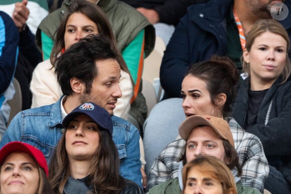 Rare apparition en public pour Vianney et sa femme.
Vianney et sa femme Catherine Robert à Roland Garros. Photo : Alexis Jumeau/ABACAPRESS.COM