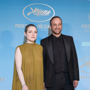 Emilie Dequenne et son mari Michel Ferracci - Photocall du dîner d'ouverture du 77ème Festival International du Film de Cannes, au Carlton. Le 14 mai 2024 © Borde-Jacovides-Moreau / Bestimage