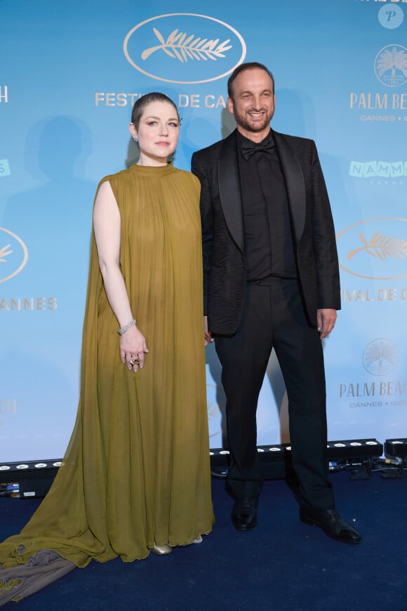 Emilie Dequenne et son mari Michel Ferracci - Photocall du dîner d'ouverture du 77ème Festival International du Film de Cannes, au Carlton. Le 14 mai 2024 © Borde-Jacovides-Moreau / Bestimage