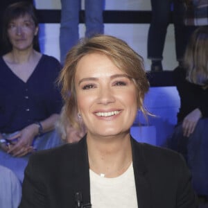 Exclusif - Pascale de La Tour du Pin - Plateau de Noël de l’émission TPMP (Touche Pas à Mon Poste), présentée en direct par C.Hanouna et diffusée sur C8 à Paris le 28 novembre 2023. © Jack Tribeca / Bestimage 