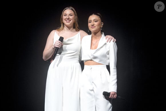 Héléna Bailly et Lénie Vacher lors du concert de la Star Academy à Lyon, le 15 mars 2024. Sandrine Thesillat / Panoramic