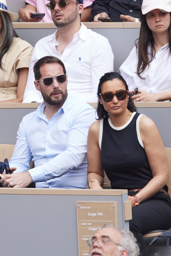 Thomas Pesquet, Amina Sabeur (Directrice générale de la French American Foundation France) - Célébrités dans les tribunes de la finale Dames des Internationaux de Tennis de Roland Garros à Paris le 8 juin 2024. © Jacovides-Moreau/Bestimage 