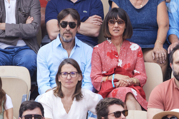 Alexia Laroche-Joubert et son compagnon Mathieu Grinberg - Célébrités dans les tribunes de la finale Dames des Internationaux de Tennis de Roland Garros à Paris le 8 juin 2024. © Jacovides-Moreau/Bestimage 