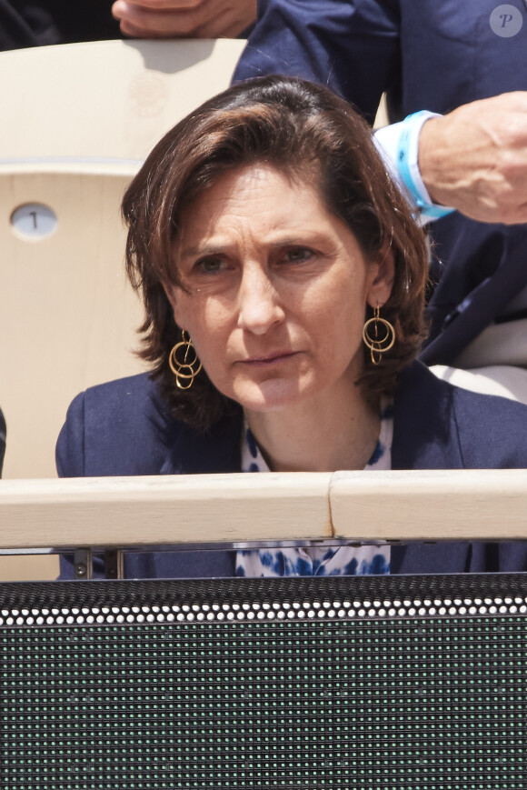 Amélie Oudéa-Castéra - Célébrités dans les tribunes de la finale Dames des Internationaux de Tennis de Roland Garros à Paris le 8 juin 2024. © Jacovides-Moreau/Bestimage 