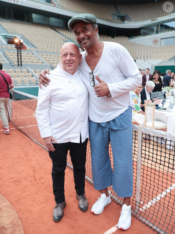 Thierry Marx et Yannick Noah assistent à la soirée de gala "Coeur Central 2023" à Roland Garros le 28 juin 2022 à Paris. Nasser Berzane/ABACAPRESS.COM