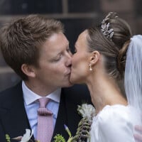 Prince William : Nouvelles photos du mariage de son meilleur ami Hugh Grosvenor, la robe de mariée impressionne