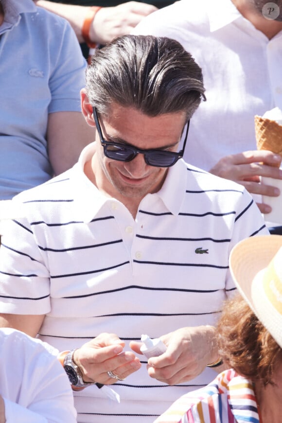 Gautier Capuçon - Célébrités dans les tribunes des Internationaux de France de tennis de Roland Garros 2024 à Paris le 7 juin 2024. © Jacovides-Moreau/Bestimage 