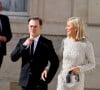 Il semblait fier de retrouver son frère dans ce genre d'événement. 
Renaud Capuçon et sa femme Laurence Ferrari - Dîner d'état en l'honneur du président des Etats-Unis et sa femme au palais de l'Elysée à Paris, à l'occasion de leur visite officielle en France. Le 8 juin 2024 © Jacovides-Moreau / Bestimage 