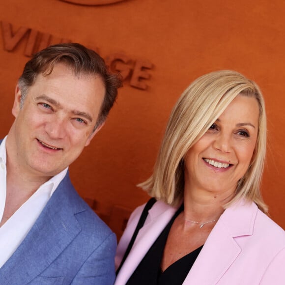 Laurence Ferrari et son mari Renaud Capuçon - Célébrités au village lors des Internationaux de France de tennis de Roland Garros 2024 à Paris le 9 juin 2024. 