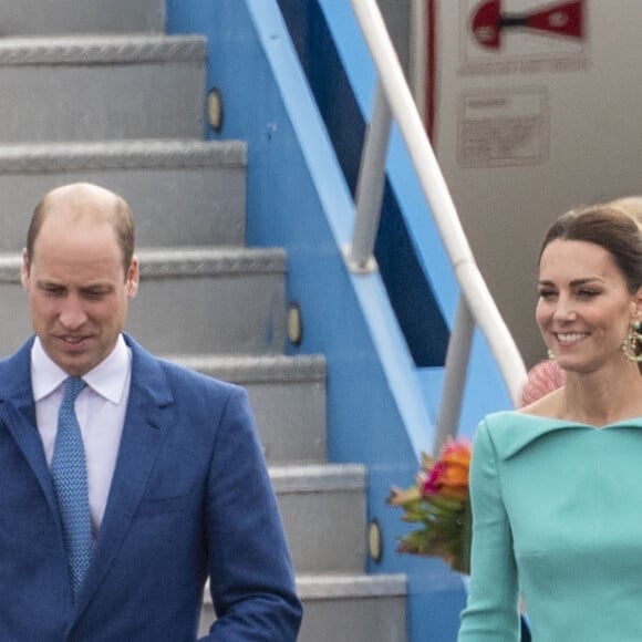 Le prince William, duc de Cambridge, et Catherine (Kate) Middleton, duchesse de Cambridge, arrivent aux Bahamas, dernière tape de leur voyage officiel dans les Caraïbes. Nassau, le 24 mars 2022. 