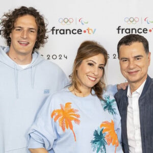 France Télévisions se prépare pour les JO
Paul de Saint Sernin, Léa Salamé et Laurent Luyat lors de la présentation des journalistes et chroniqueurs de France Télévisions pour les Jeux Olympiques 2024 au musée de l'Homme à Paris. © Pierre Perusseau / Bestimage 