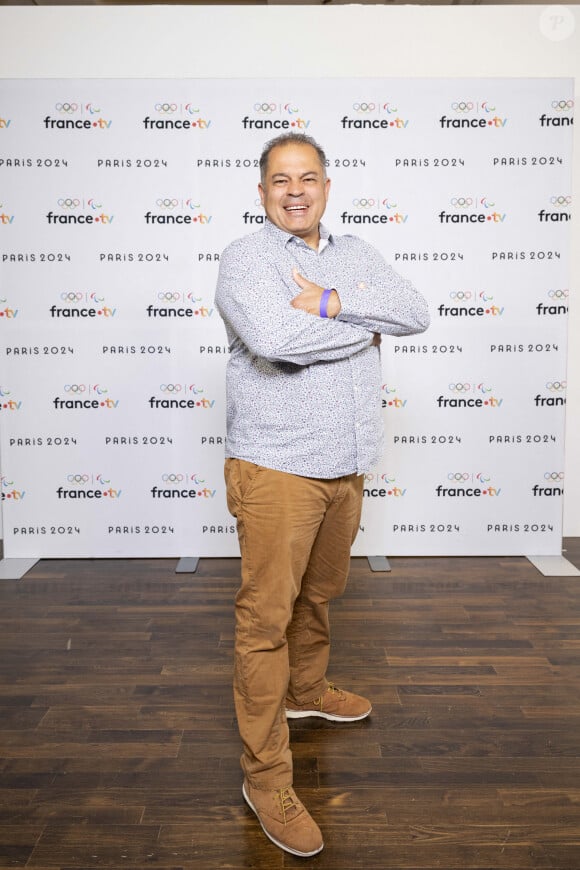 Sébastien Munos lors de la présentation des journalistes et chroniqueurs de France Télévisions pour les Jeux Olympiques 2024 au musée de l'Homme à Paris, le 11 juin 2024. © Pierre Perusseau / Bestimage 