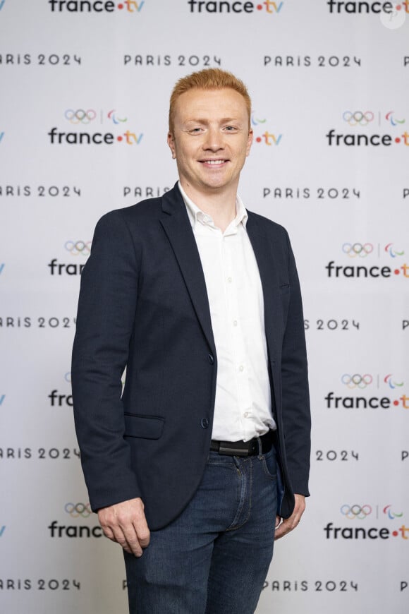 Julien Vasseur lors de la présentation des journalistes et chroniqueurs de France Télévisions pour les Jeux Olympiques 2024 au musée de l'Homme à Paris, le 11 juin 2024. © Pierre Perusseau / Bestimage 