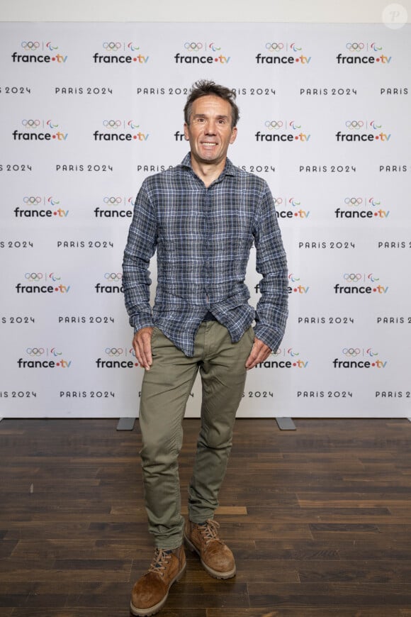 Benoit Gilly lors de la présentation des journalistes et chroniqueurs de France Télévisions pour les Jeux Olympiques 2024 au musée de l'Homme à Paris, le 11 juin 2024. © Pierre Perusseau / Bestimage 