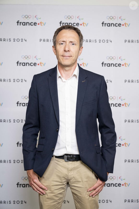 Jérôme Dupré lors de la présentation des journalistes et chroniqueurs de France Télévisions pour les Jeux Olympiques 2024 au musée de l'Homme à Paris, le 11 juin 2024. © Pierre Perusseau / Bestimage 