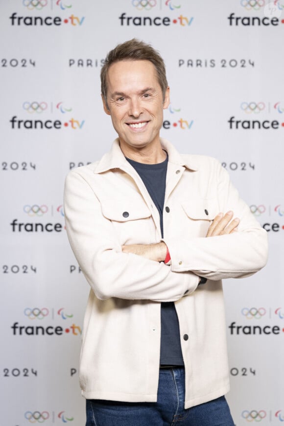 Damien Thévenot lors de la présentation des journalistes et chroniqueurs de France Télévisions pour les Jeux Olympiques 2024 au musée de l'Homme à Paris, le 11 juin 2024. © Pierre Perusseau / Bestimage 