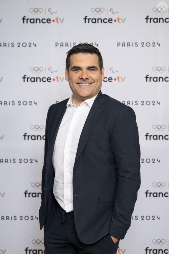 Matthieu Lartot lors de la présentation des journalistes et chroniqueurs de France Télévisions pour les Jeux Olympiques 2024 au musée de l'Homme à Paris, le 11 juin 2024. © Pierre Perusseau / Bestimage 