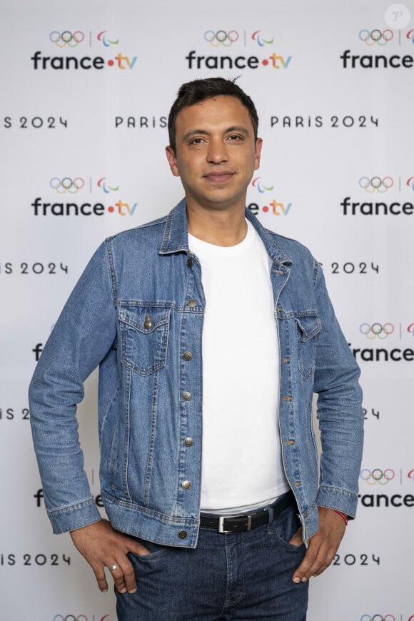 Djamel Mazi lors de la présentation des journalistes et chroniqueurs de France Télévisions pour les Jeux Olympiques 2024 au musée de l'Homme à Paris, le 11 juin 2024. © Pierre Perusseau / Bestimage 