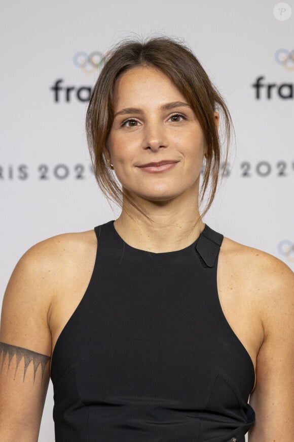 Manon Lanza lors de la présentation des journalistes et chroniqueurs de France Télévisions pour les Jeux Olympiques 2024 au musée de l'Homme à Paris, le 11 juin 2024. © Pierre Perusseau / Bestimage 