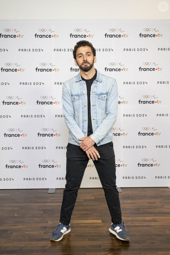 Nacer Boubekeur lors de la présentation des journalistes et chroniqueurs de France Télévisions pour les Jeux Olympiques 2024 au musée de l'Homme à Paris, le 11 juin 2024. © Pierre Perusseau / Bestimage 