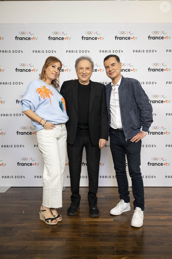 Léa Salamé, Michel Drucker et Laurent Luyat lors de la présentation des journalistes et chroniqueurs de France Télévisions pour les Jeux Olympiques 2024 au musée de l'Homme à Paris, le 11 juin 2024. © Pierre Perusseau / Bestimage 