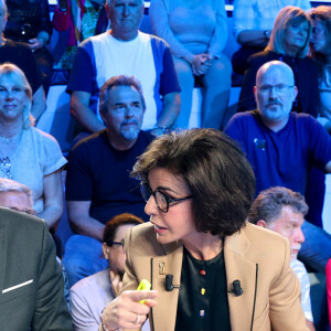 Exclusif - Valérie Benaïm, Bernard Montiel, Rachida Dati, ministre de la Culture lors de l'émission Touche pas à mon poste (TPMP) diffusée en direct sur C8 le 11 juin 2024. © Agence / Bestimage 