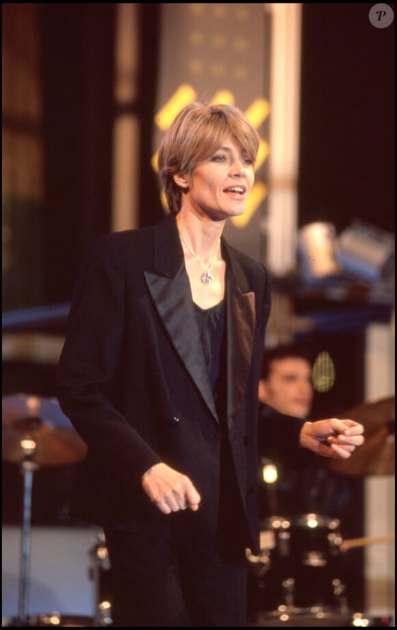 Françoise Hardy sur scène en 1988.