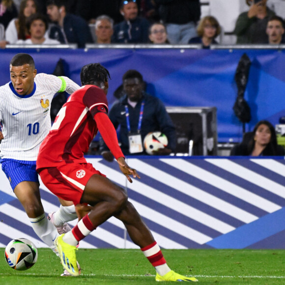 Kylian Mbappé pendant la rencontre France-Canada Bordeaux, France. ( Photo de federico pestellini / panoramic).