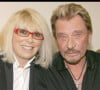 Exclusif - Mireille Darc et Johnny Hallyday en loge après le concert de Sylvie Vartan à l'Olympia.