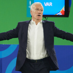 Didier Deschamps - Célébrités dans les tribunes du match du groupe D de l'Euro 2024 entre l'équipe de France face à l'Autriche (1-0) à Dusseldorf en Allemagne le 17 juin 2024. © Cyril Moreau/Bestimage 